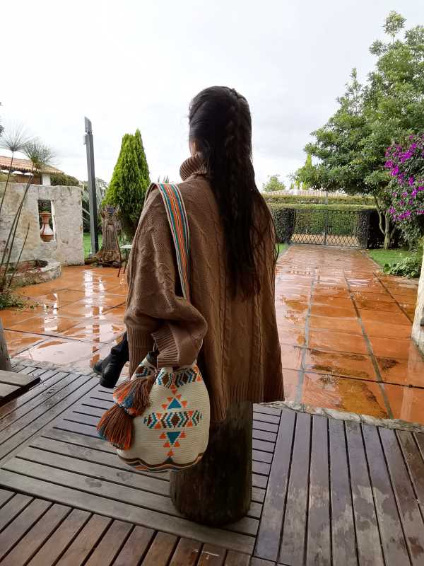 Mochila under the rain Indian design